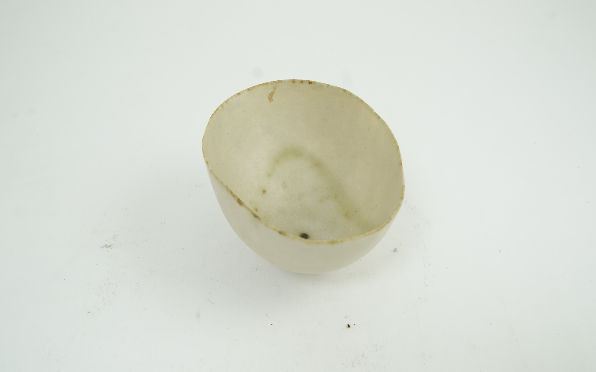 Mary Rogers (1929-2021): A fine porcelain footed bowl